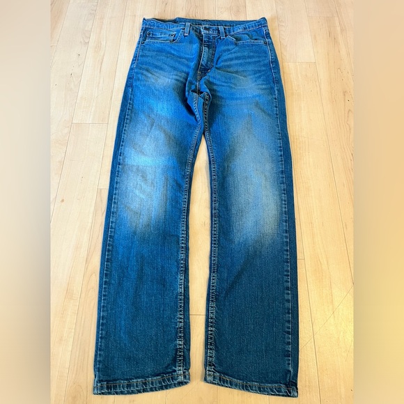 Levi's Other - 505 Levi’s 33x32